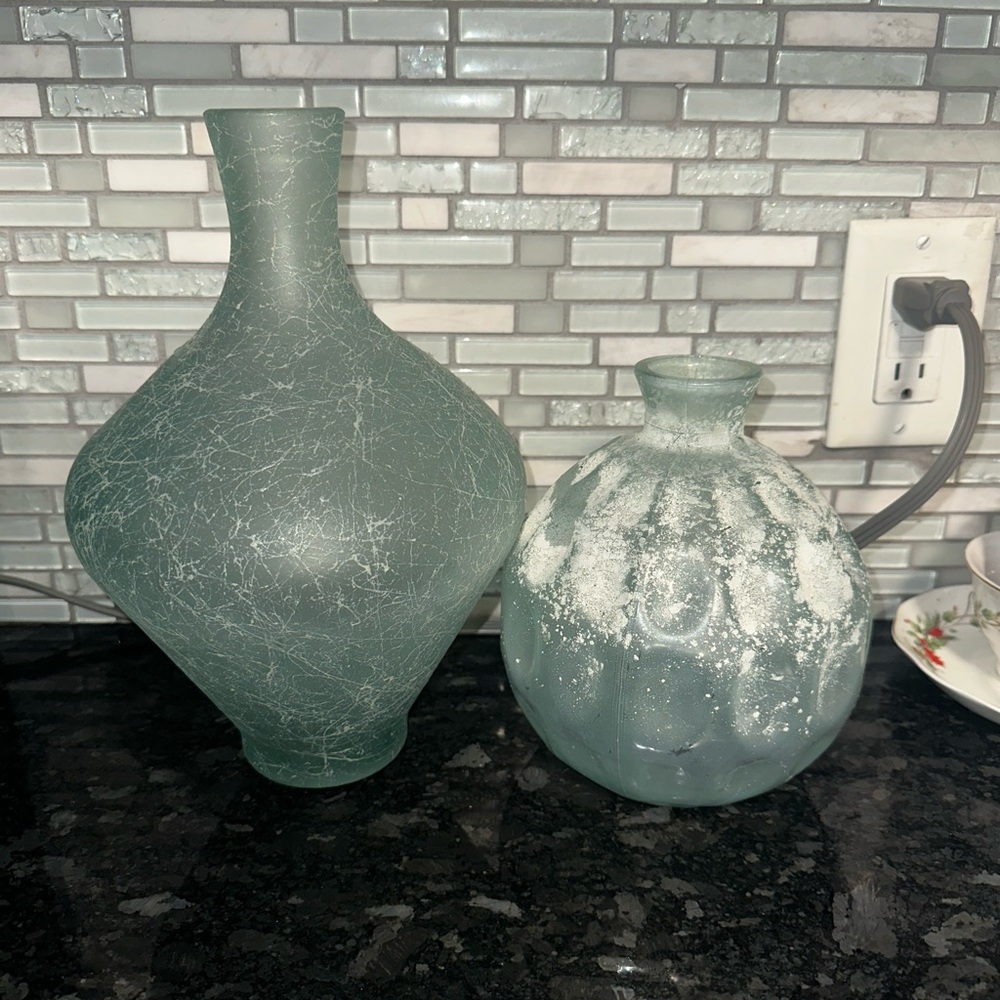 Elegant Green Glass Vase Set